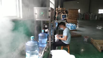 矿泉水厂纯净水生产车间4K实拍视频（2）