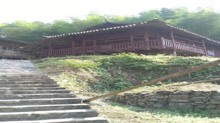 土家吊脚楼院子建筑群4K实拍视频（11）