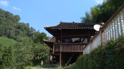 土家吊脚楼院子建筑群4K实拍视频（15）