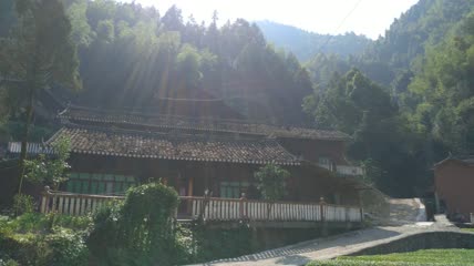 土家吊脚楼院子建筑群4K实拍视频（19）