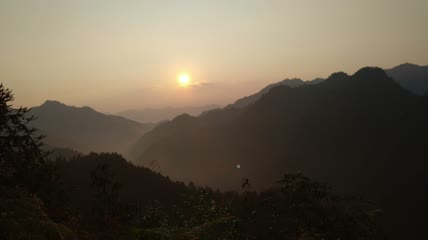 早晨的太阳升起4K实拍视频 (10)