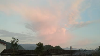 天空早上的朝霞4K实拍视频(4)