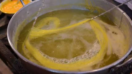 泰国甜蛋松制作特写