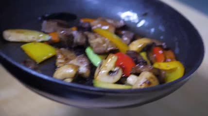 特写美食翻炒