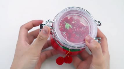 红色泥特写
