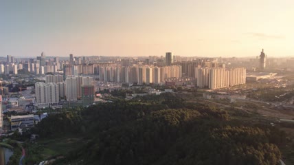 4k航拍贵州贵阳金融城会展城