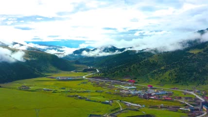 4k航拍西藏317国道寺庙