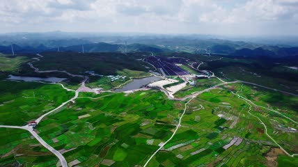 4k航拍高坡云顶梯田