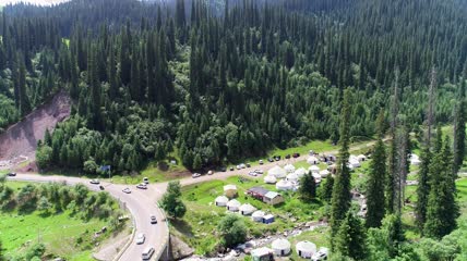 独库公路山间美景