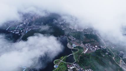 4k航拍贵州镇宁翠湖公园