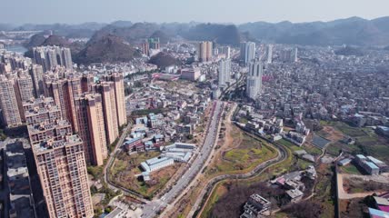 4k航拍贵州镇宁老城区环翠公园