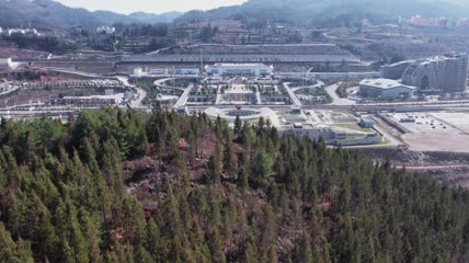 4k航拍贵州黔西南盘州站高铁站