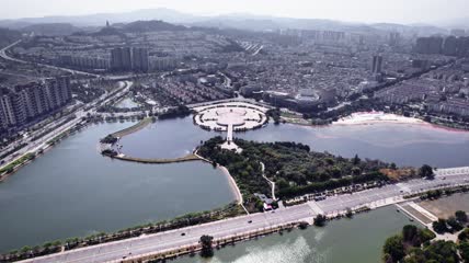 4k航拍云南玉溪红塔区聂耳音乐广场大剧院