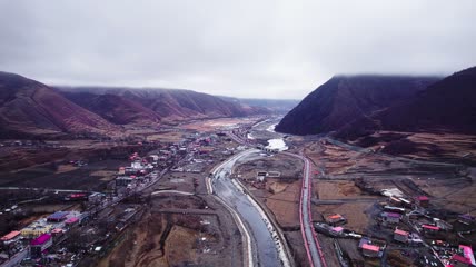4k航拍高原乡村