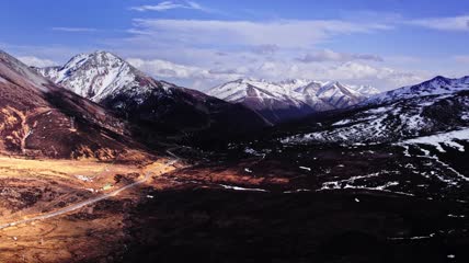 4k航拍高原雪山