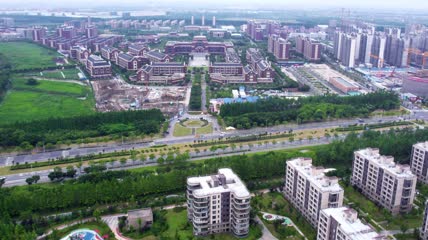 4k 航拍上海建桥学院大学