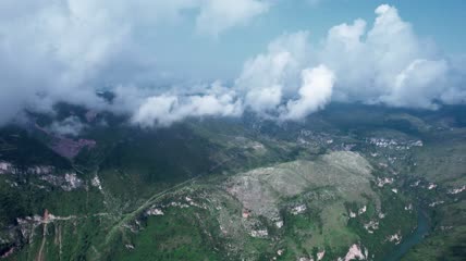 贵州花江大峡谷清晨云雾缭绕4k航拍