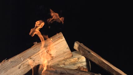 燃烧的木头