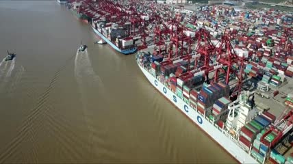码头航运货运集装箱实拍视频