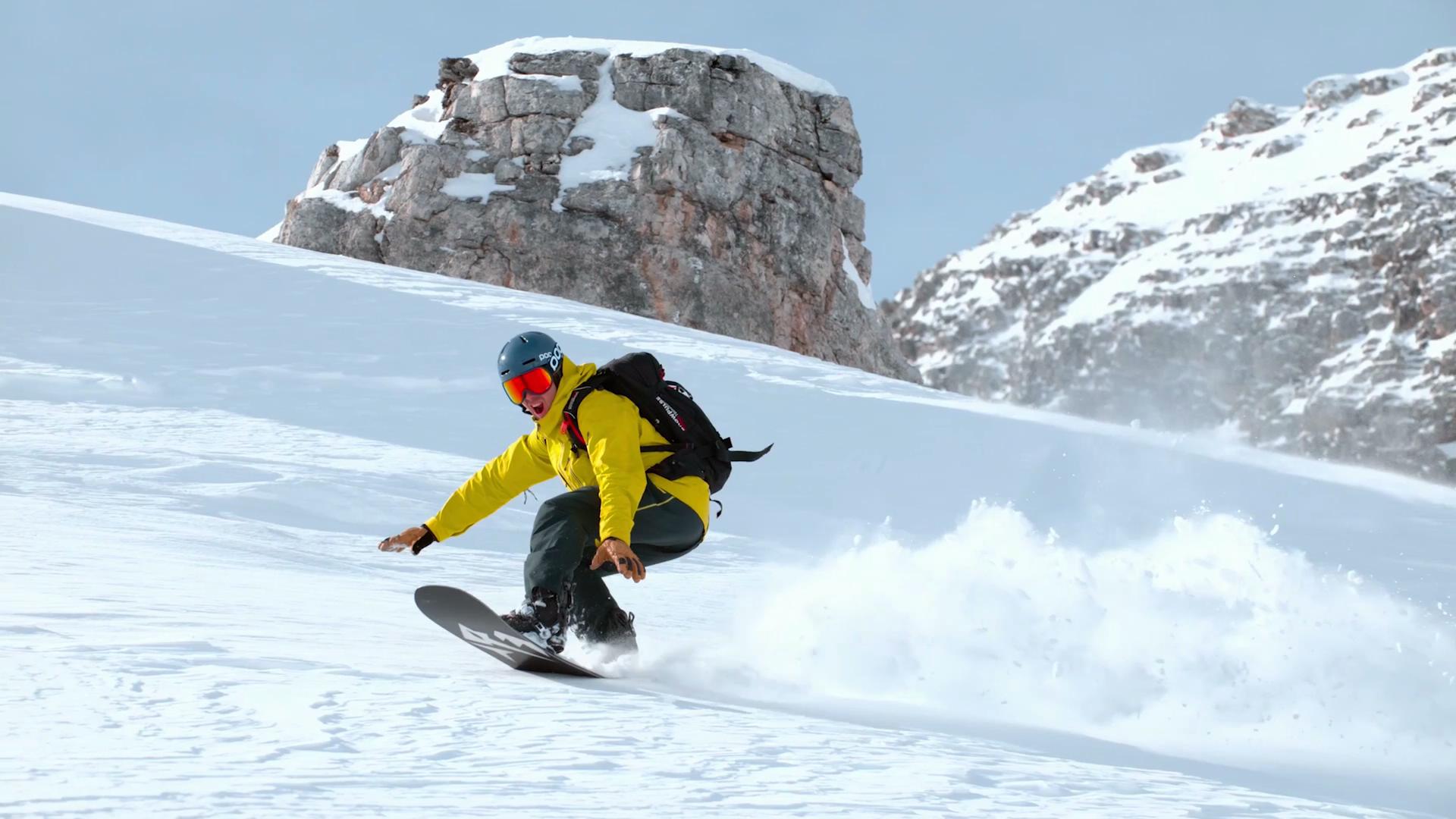 冰天雪地滑雪极限运动航拍视频
